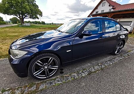 BMW 320d -