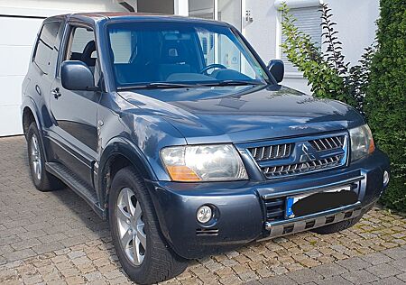 Mitsubishi Pajero 3,2 DI-D Dakar Dakar