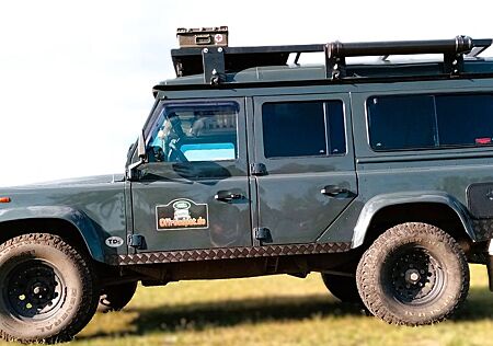 Land Rover Defender 110 Td5 Station Wagon S S