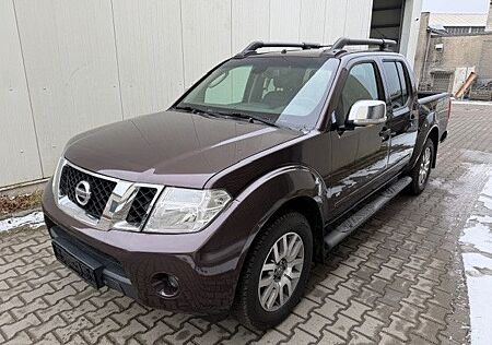 Nissan Navara Pickup Double Cab LE V6 4x4 LB.AHK.SHZ