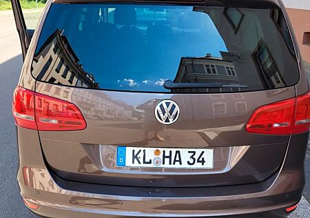 VW Sharan Volkswagen 2.0 TDI 125kW BMotion Technology MATC...