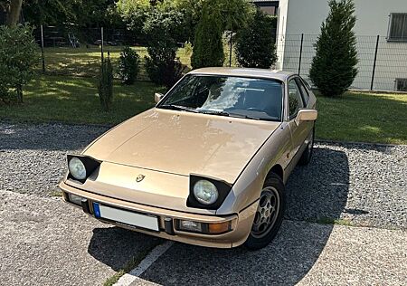 Porsche 924 924S / 2,5 Liter / 4-Zylinder / Automatik!!!