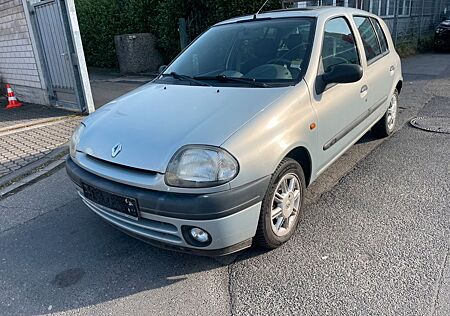 Renault Clio RT 1.2