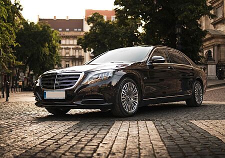 Mercedes-Benz S 600 Lang V12 + Burmester + Pano + 4 Sitzer