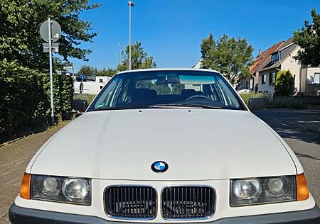 BMW 318i