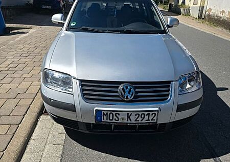 VW Passat Variant Volkswagen 1.9TDI 96kW 5-Gang Comfortlin...