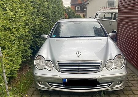 Mercedes-Benz 200