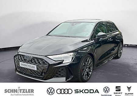 Audi RS3 Sportback quattro MATRIX/SONOS/LEDER/PANO+++