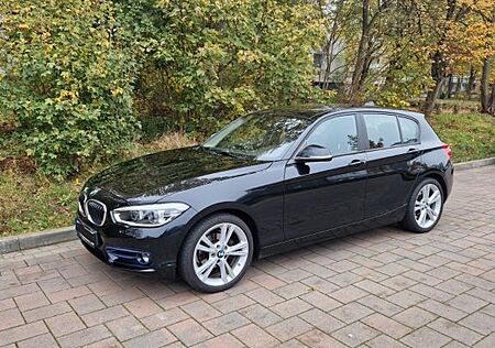 BMW 118i Sport Line Automatik schwarz