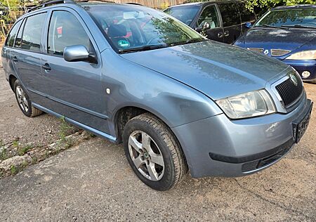 Skoda Fabia Combi 1.4 16V 55kW Elegance Elegance