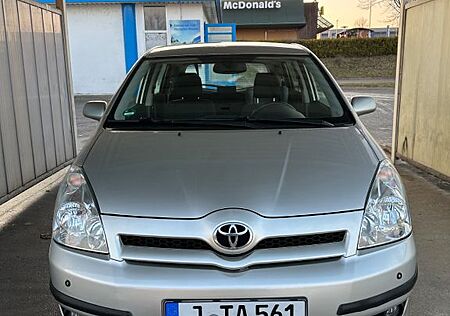 Toyota Corolla Verso , Unfallfrei, Mängelfrei, Rostfre
