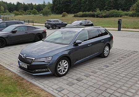 Skoda Superb 1.4 TSI iV DSG, Matrix, Standheizung