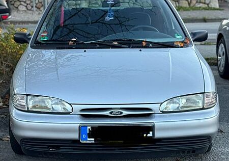 Ford Mondeo 1.8 16V GLX Auto GLX