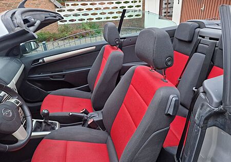 Opel Astra 1.6 TWINPORT Cosmo 77kW Cosmo