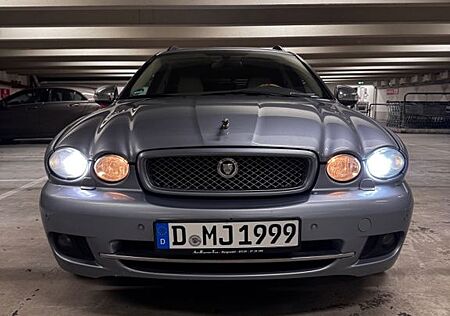Jaguar X-Type Estate 2.2 Liter Diesel Executive Exe...