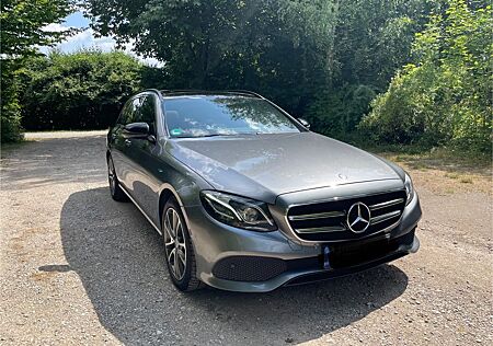 Mercedes-Benz E 220 d T Autom.