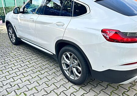 BMW X4 xDrive20d AT xLine xLine