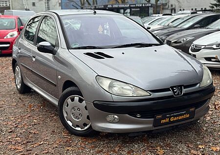 Peugeot 206 1.1 Filou TÜV 03/2026*Klima* Bluetooth*SHZG