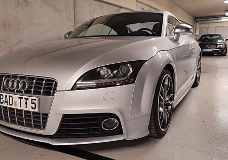 Audi TTS TT Coupe 272 PS 2.0 TFSI quattro -