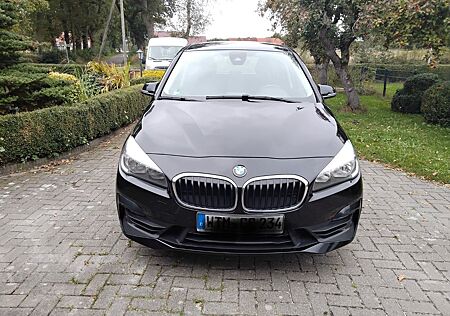 BMW 2er 220 Gran Tourer 220d Steptronic Advantage Ad...
