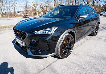 Cupra Formentor 1.4 e-HYBRID 180kW Priority VZ DSG...