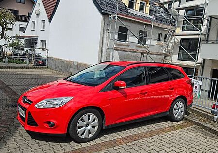 Ford Focus 1,6TDCi 85kW S/S SYNC Edition Turnier ...