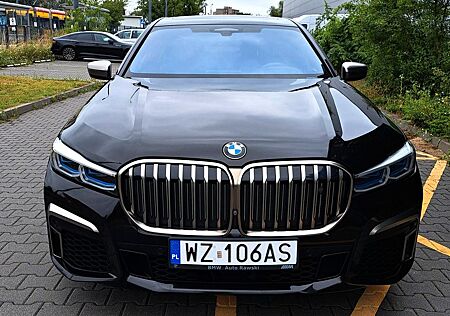 BMW M760Li xDrive V12 Excellence -