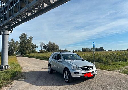Mercedes-Benz ML 320 CDI 4MATIC -