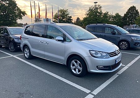 VW Sharan Volkswagen 2.0 TDI DSG BlueMotion Tech Highline ...