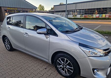 Toyota Verso 1.8l Valvematic Executive Multidrive S...