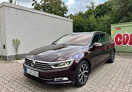 VW Passat Volkswagen 2.0 TDI SCR 140kW DSG 4MOT Comf. Vari...