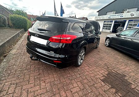 Ford Focus Turnier ST-Line