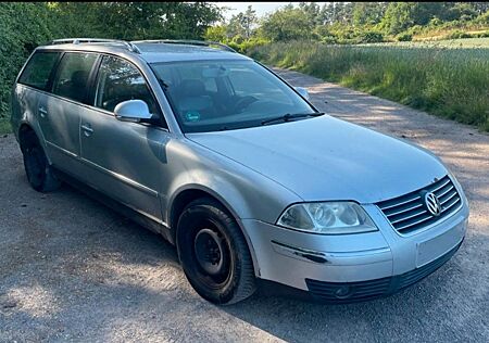 VW Passat Variant Volkswagen 1.9TDI 74kW Highline Variant ...
