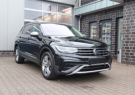 VW Tiguan Allspace Volkswagen Elegance 4Motion Panoramadach