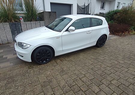BMW 116i Edition Lifestyle Edition Lifestyle
