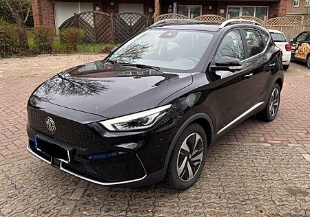 MG ZS EV Maximum Range Luxury