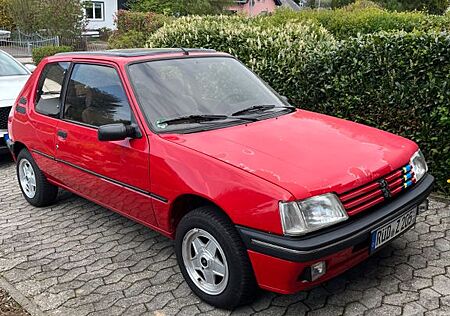 Peugeot 205 XS