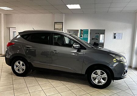 Hyundai ix35 Style 2WD AUTOMATIK PDC KLIMAAUTOMATIK ALU