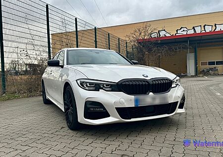 BMW 320i xDrive|MSport|Standhzg|Leder|Kamera|LED TÜV