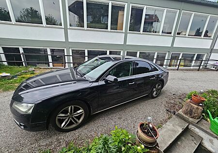 Audi A8 4.2 TDI tiptronic quattro -