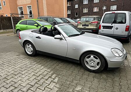 Mercedes-Benz SLK 200