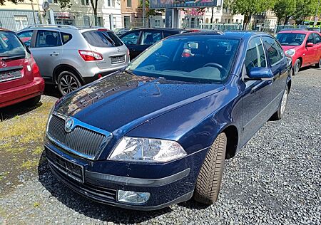 Skoda Octavia 149000 TÜV & AU und Zahnriemen neu