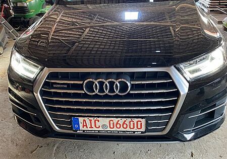 Audi Q7 3.0 TDI quattro S-Line