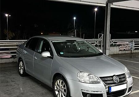 VW Jetta Volkswagen 1.6 TDI Freestyle Freestyle