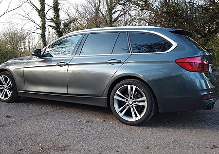 BMW 320d xDrive Sportline LCI mit 80.000 km!
