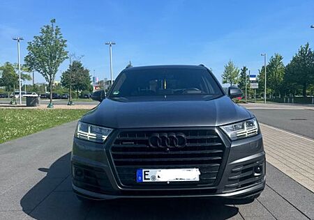 Audi Q7 50 TDI quattro tiptronic 3xS-line
