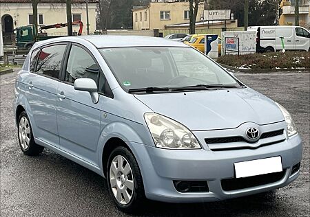 Toyota Corolla Verso 1.6 7 Sitzer