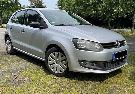 VW Polo Volkswagen V 6R 1.2 BlueMotion Trendline