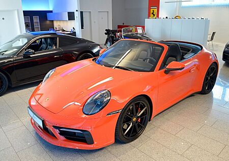Porsche 992 4 S Cabrio / Approved / Sport-Design-Paket