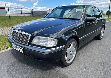 Mercedes-Benz C 180 ELEGANCE Elegance